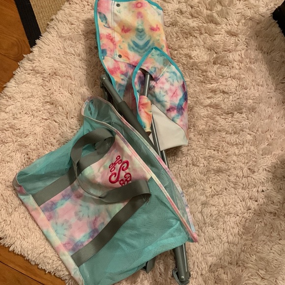 MONOGRAMMED Beach Chair w/zipped pocket on the back that is removable. - Picture 6 of 6